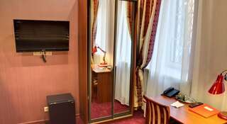 Гостиница Суворовская Москва Улучшенный двухместный номер с 1 кроватью-4
